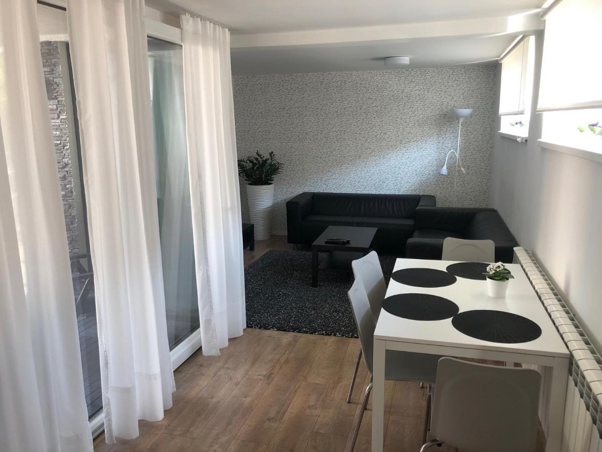 Apartman V Centre Michaloviec Michalovce Exterior foto
