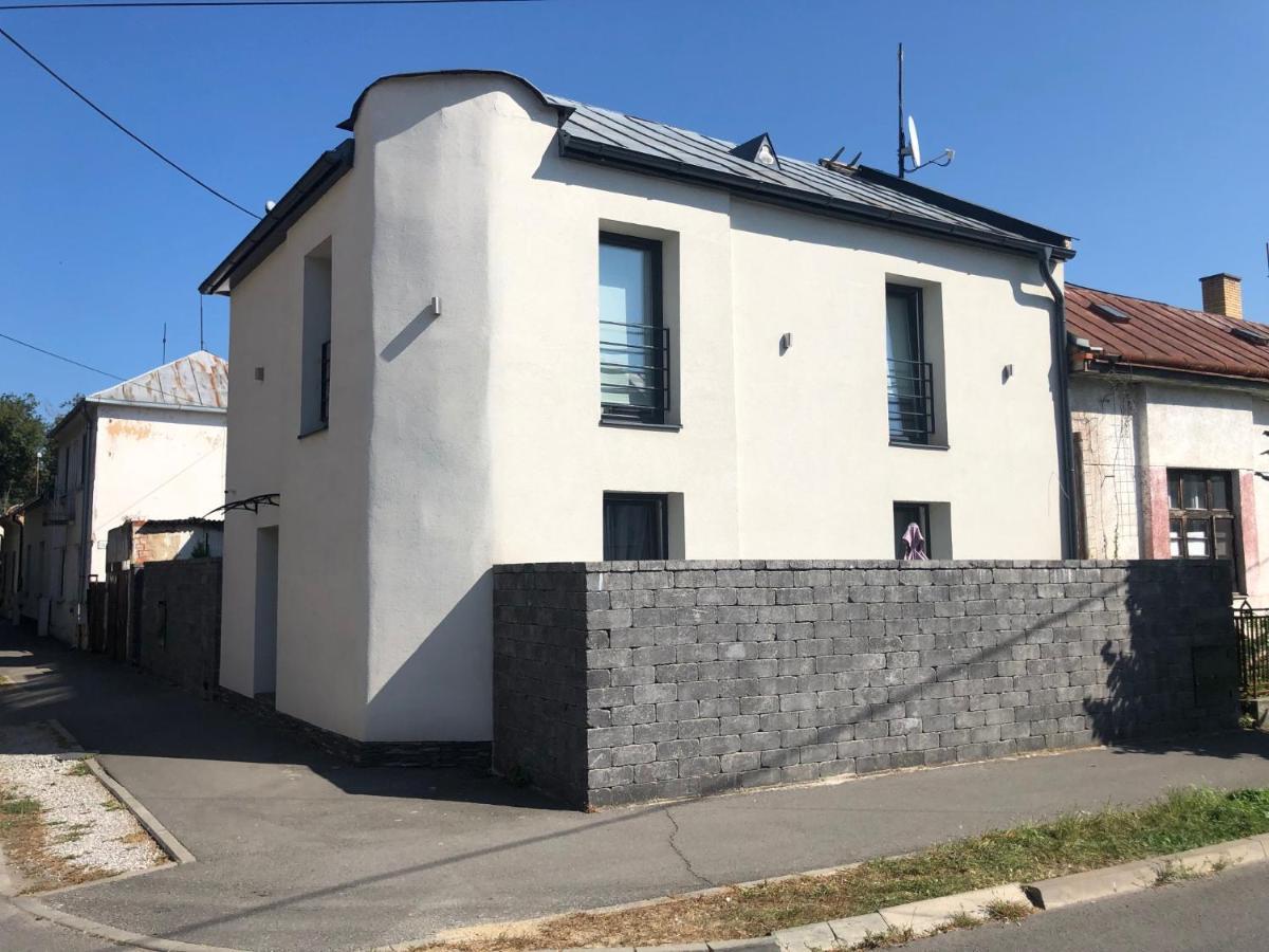 Apartman V Centre Michaloviec Michalovce Exterior foto