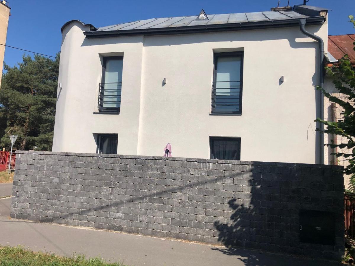 Apartman V Centre Michaloviec Michalovce Exterior foto
