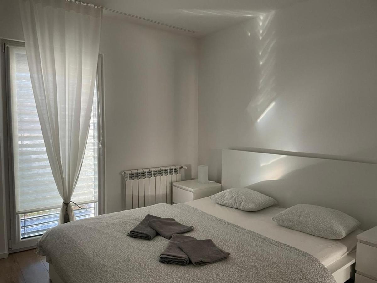 Apartman V Centre Michaloviec Michalovce Exterior foto