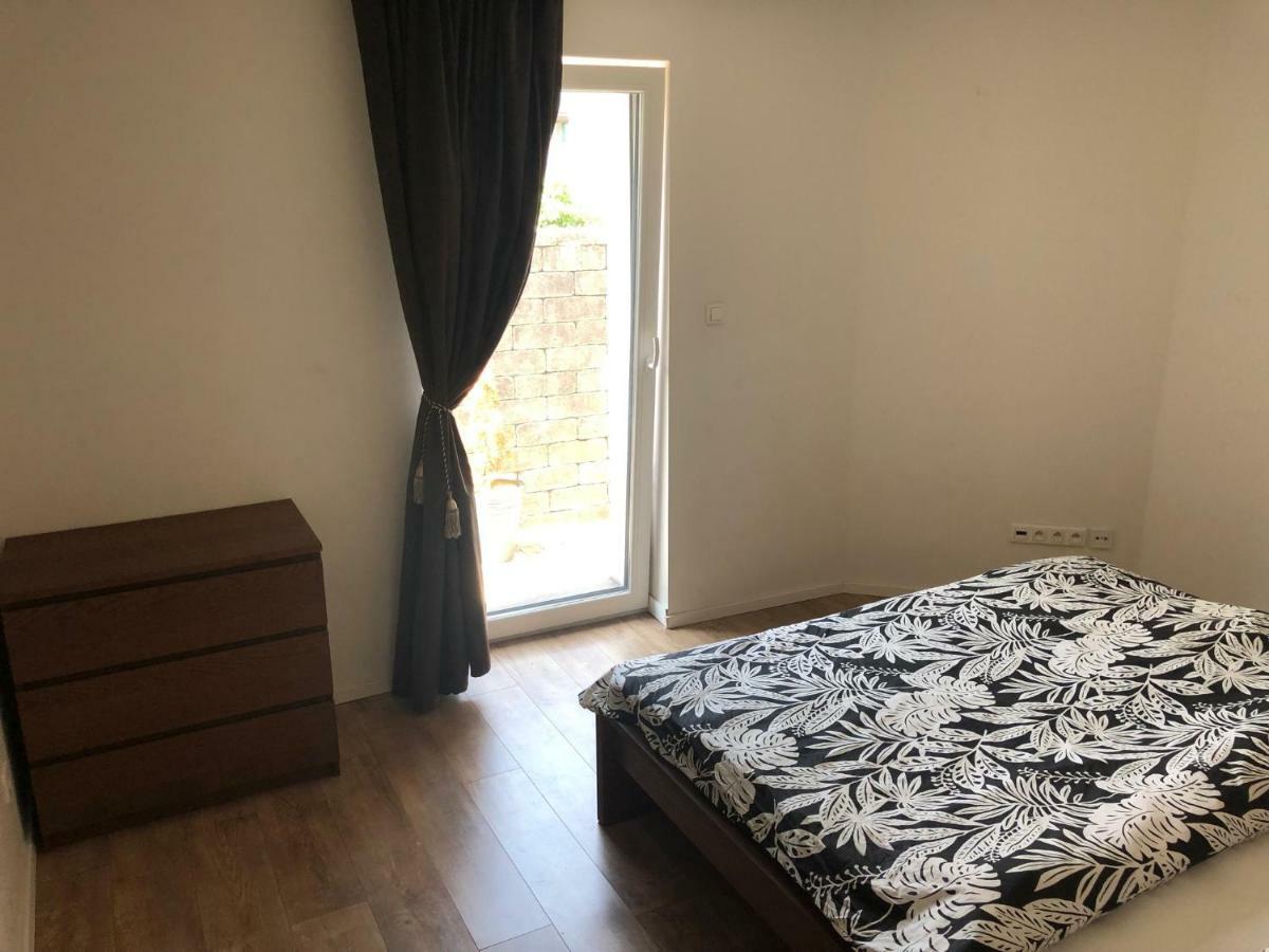 Apartman V Centre Michaloviec Michalovce Exterior foto